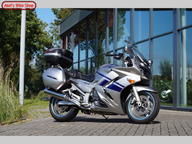 yamaha - fjr-1300