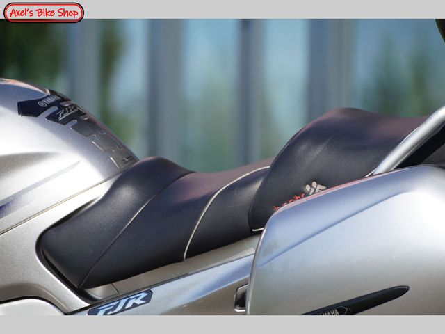 yamaha - fjr-1300