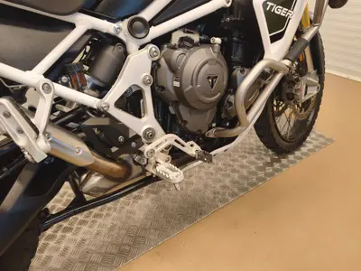TRIUMPH TIGER 1200 RALLY EXPLORER – foto 4