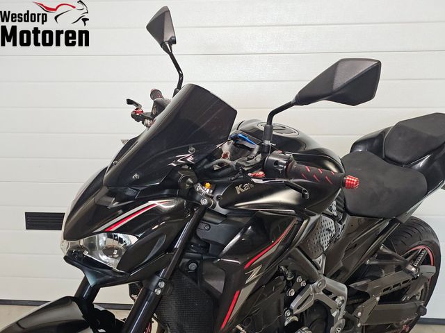 kawasaki - z900