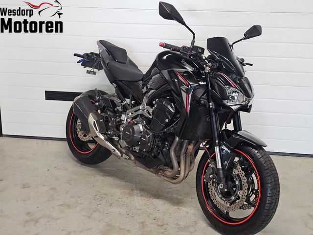 kawasaki - z900