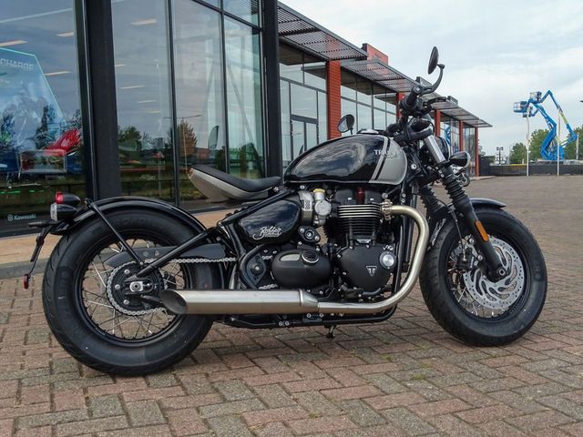 triumph - bonneville-bobber