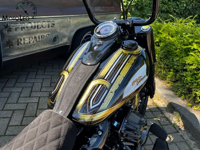 harley-davidson - heritage-softail-classic-107-flhcs