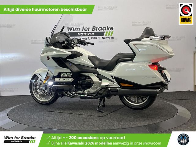 honda - gl-1800-goldwing-touring-deluxe
