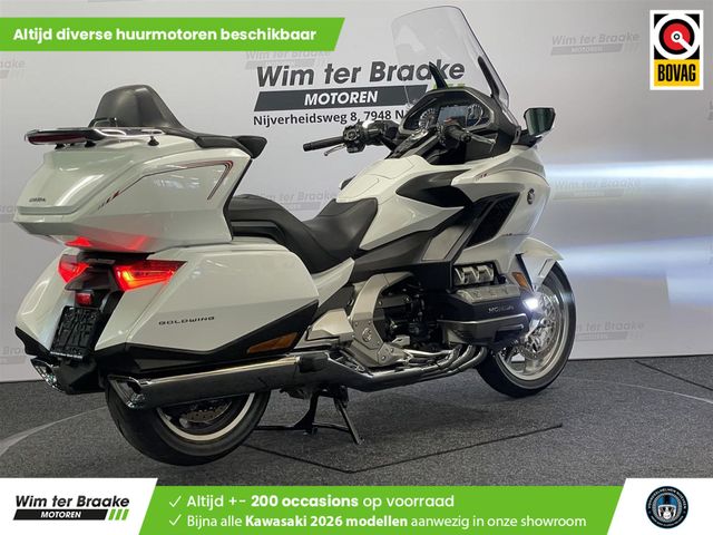 honda - gl-1800-goldwing-touring-deluxe