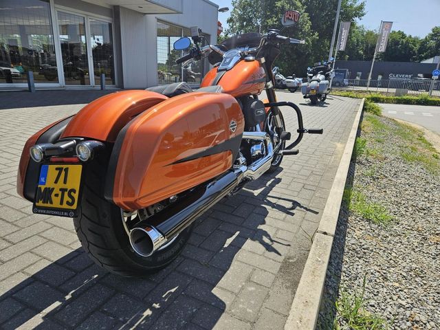 harley-davidson - sport-glide-flsb