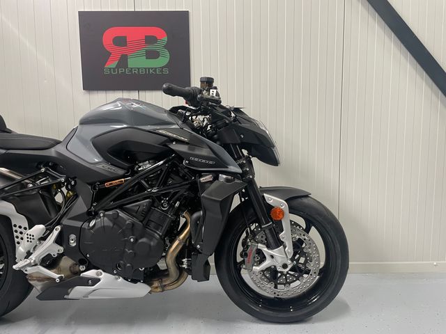 mv-agusta - brutale-1000-rs