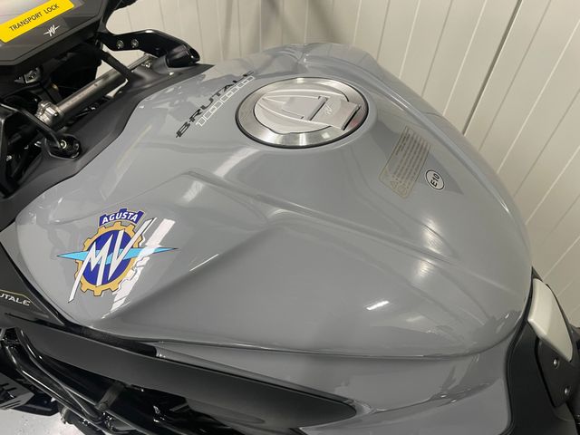 mv-agusta - brutale-1000-rs