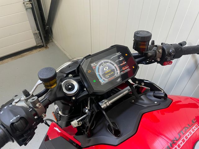 mv-agusta - brutale-1000-rs