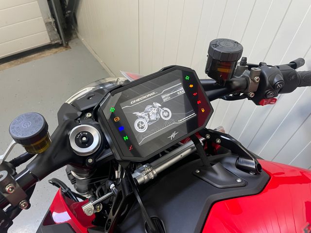 mv-agusta - brutale-1000-rs