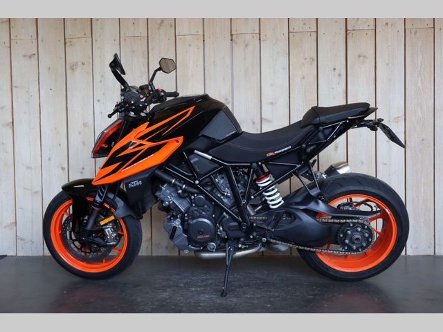ktm - 1290-super-duke-r