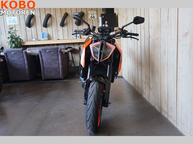 ktm - 1290-super-duke-r