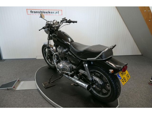 yamaha - xs-650-se