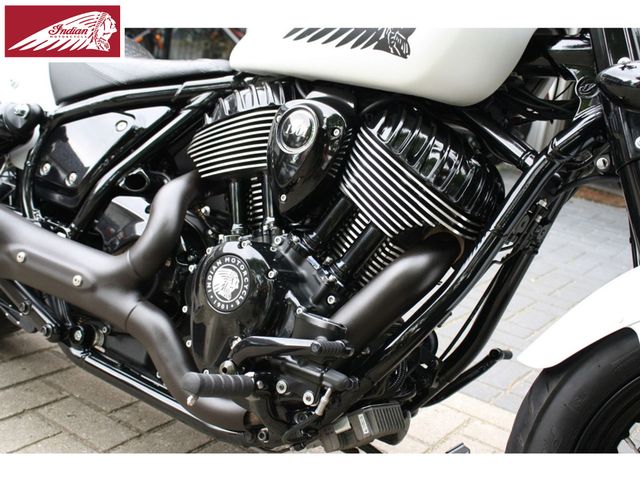 indian - chief-bobber-dark-horse