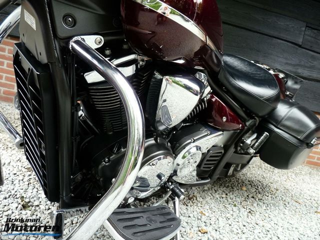 yamaha - xvs-1300-custom