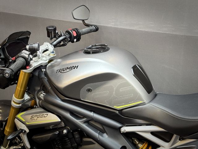 triumph - speed-triple-1200-rs