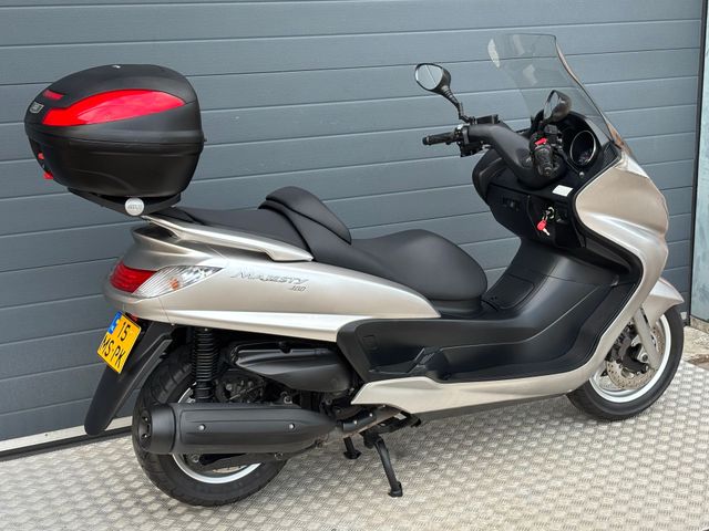 yamaha - yp-400-majesty