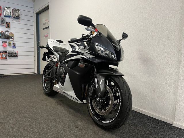 honda - cbr-600-rr