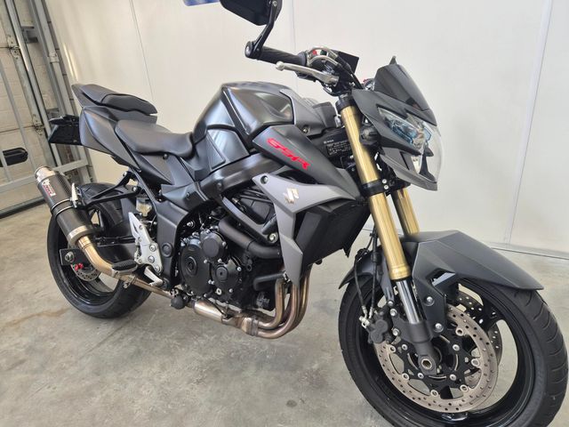 suzuki - gsr-750-a