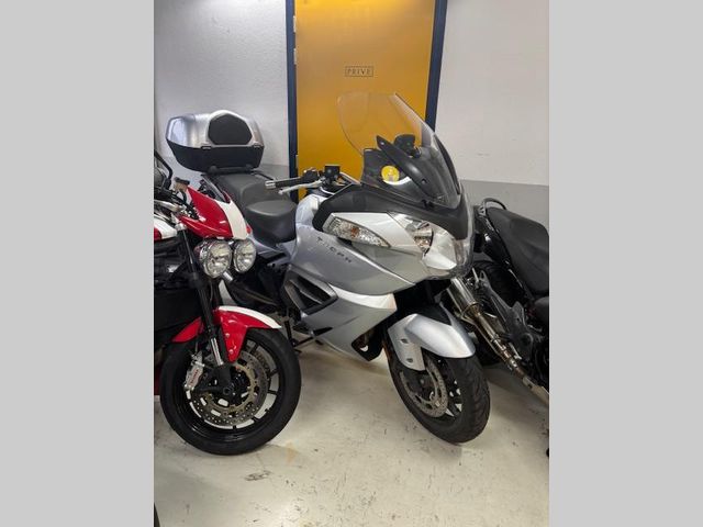 triumph - trophy-1215-se