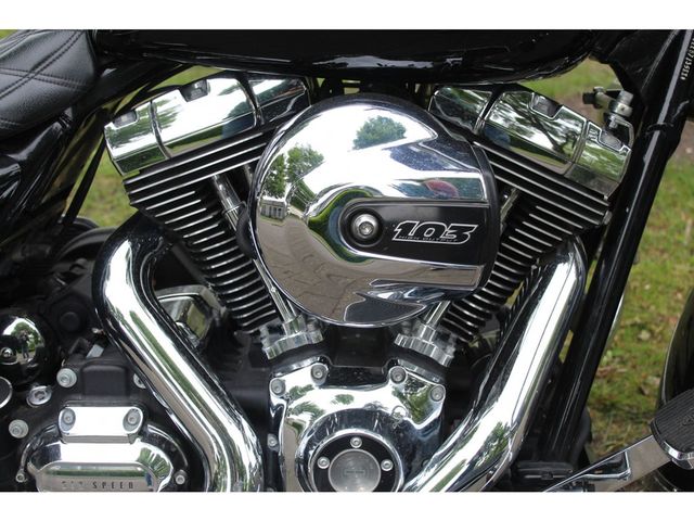 harley-davidson - road-king-flhri