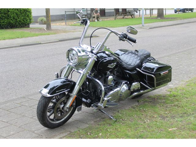 harley-davidson - road-king-flhri