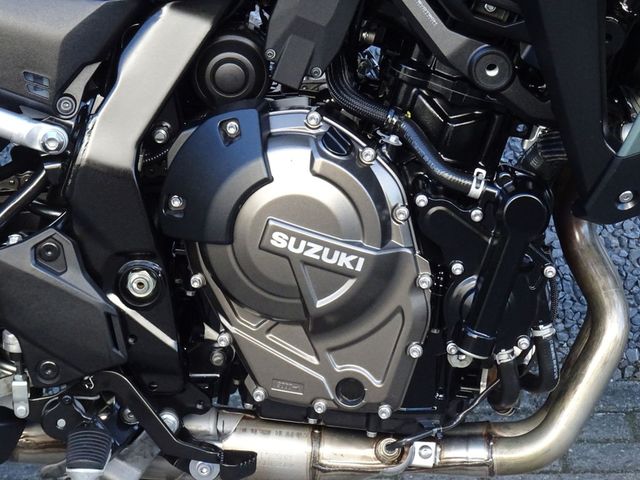 suzuki - v-strom-800