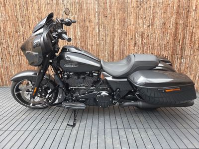 HARLEY-DAVIDSON STREET GLIDE 117 CVO – foto 3