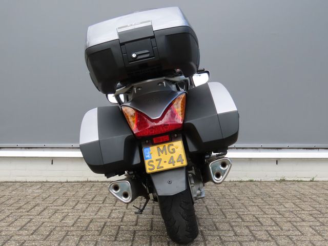 honda - st-1300-pan-european