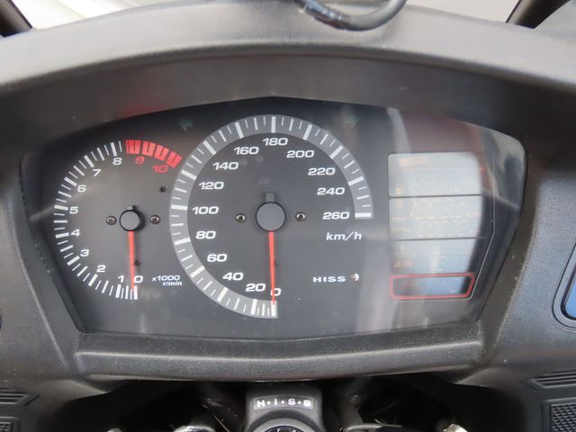 honda - st-1300-pan-european