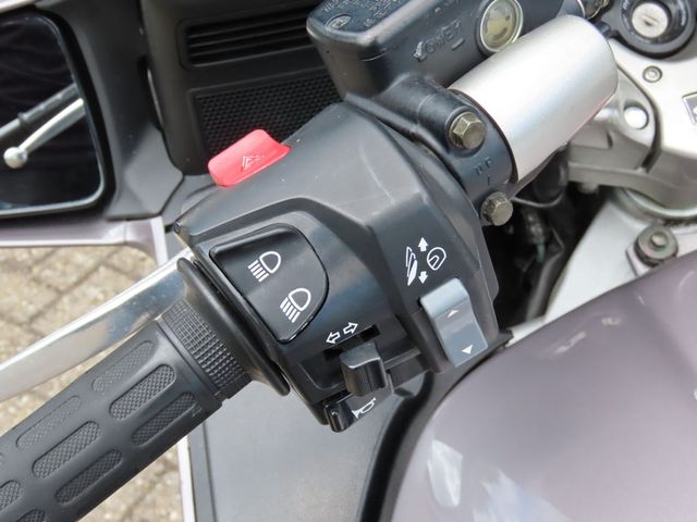 honda - st-1300-pan-european