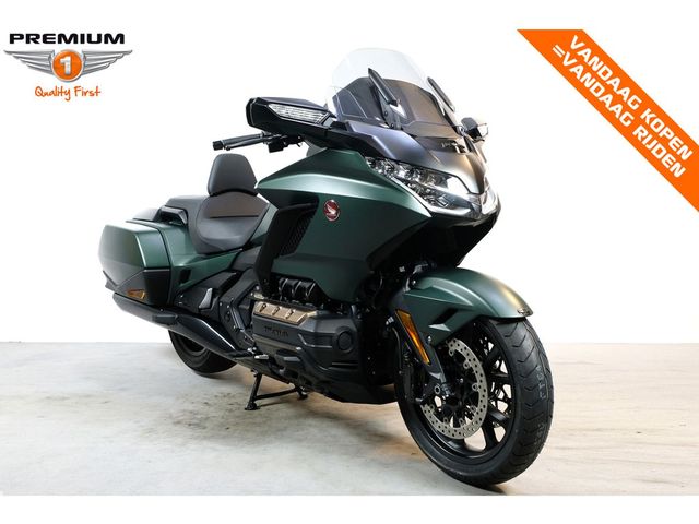 honda - gl-1800-goldwing-bagger