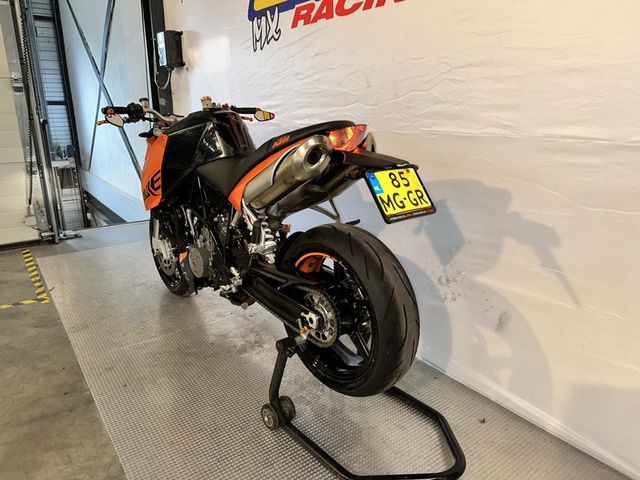ktm - 990-super-duke