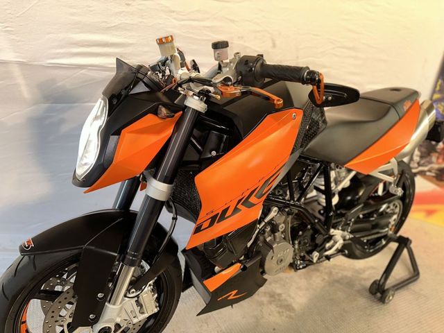ktm - 990-super-duke