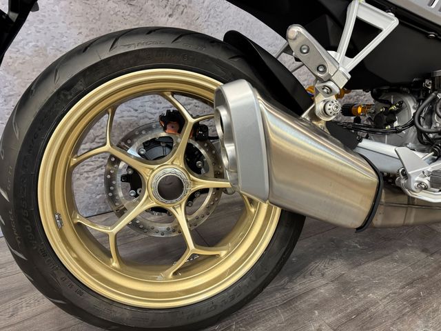 moto-guzzi - v-100-mandello-s