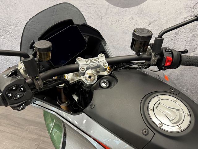 moto-guzzi - v-100-mandello-s