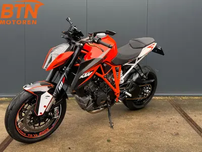 KTM 1290 SUPER DUKE R – foto 3