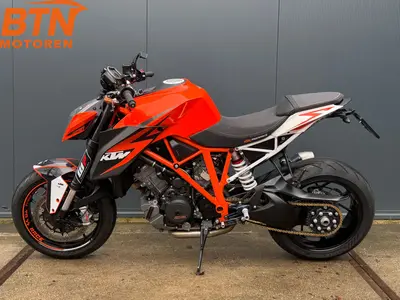 KTM 1290 SUPER DUKE R – foto 4