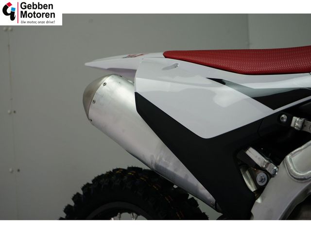 yamaha - yz-450-f-70th-anniversary-edition