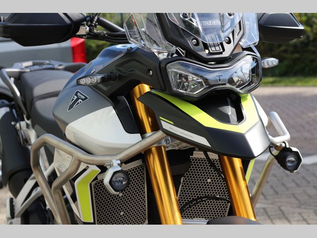 triumph - tiger-900-rally-aragon-edition
