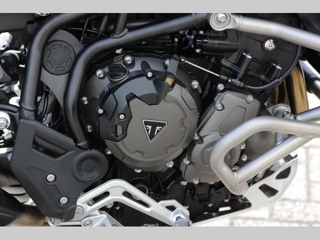 triumph - tiger-900-rally-aragon-edition