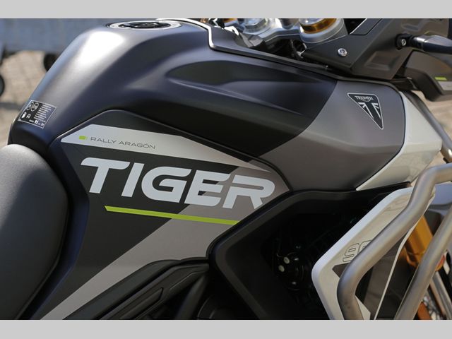 triumph - tiger-900-rally-aragon-edition