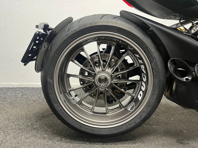ducati - xdiavel