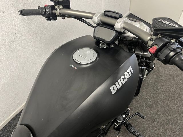 ducati - xdiavel