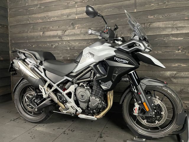 triumph - tiger-1200-gt-pro