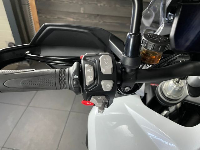 triumph - tiger-1200-gt-pro