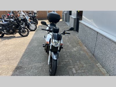 SUZUKI GSR 600 A – foto 4