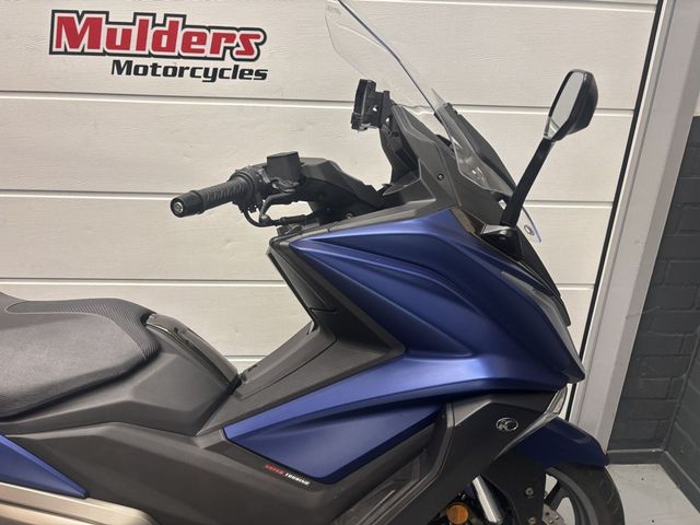 kymco - ak-550