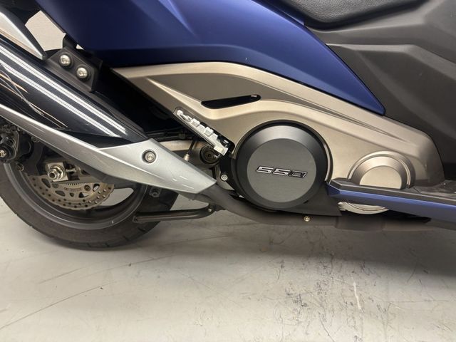 kymco - ak-550