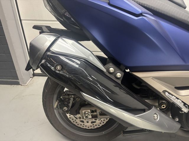 kymco - ak-550